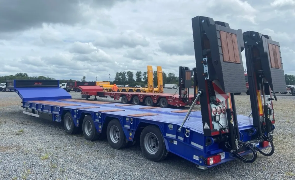 2025 GVN 4axel Lowloader rear steer - Image 4
