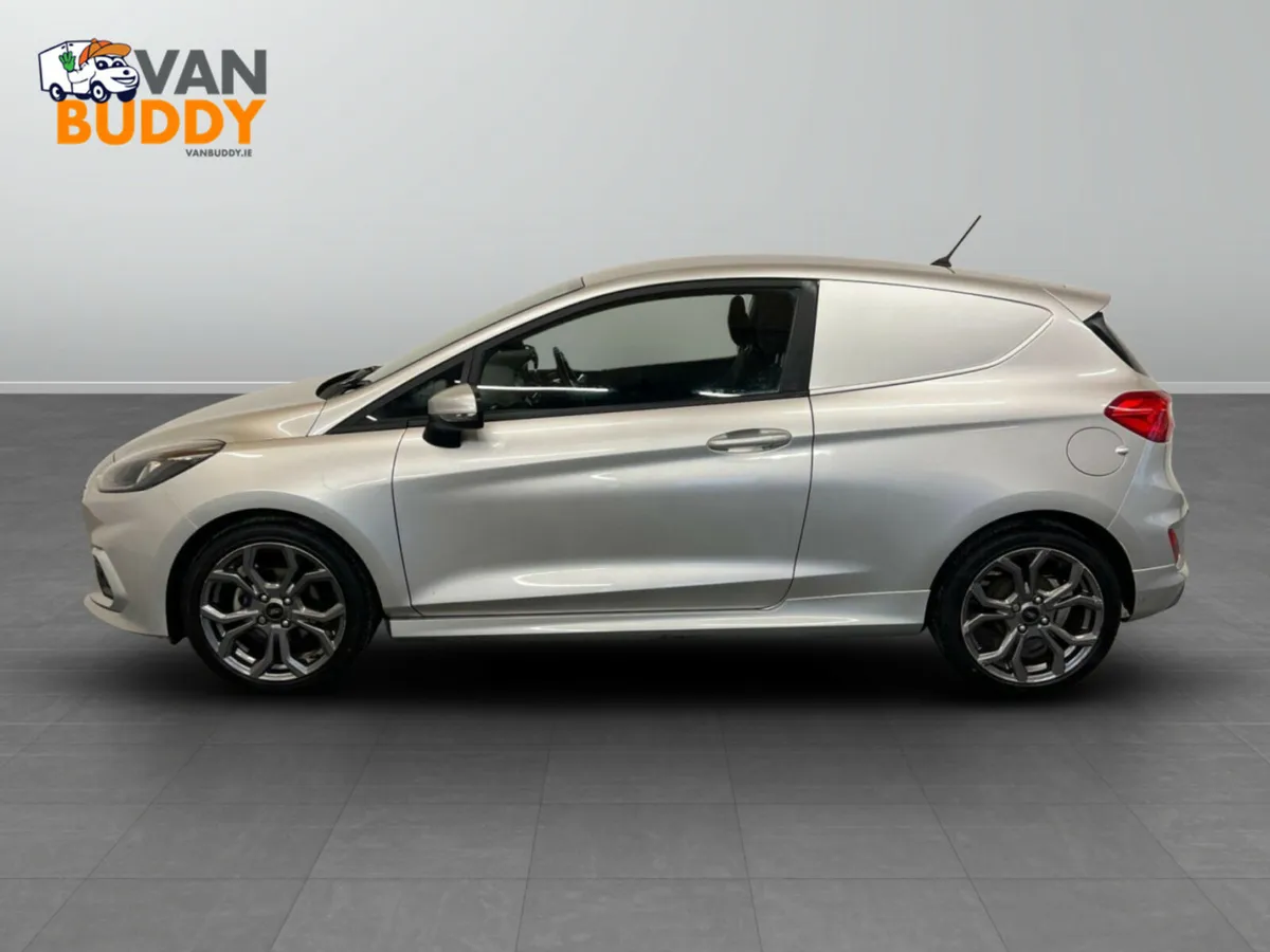 Ford Fiesta Van 1.0T EcoBoost MHEV Sport Euro 6 (s - Image 2