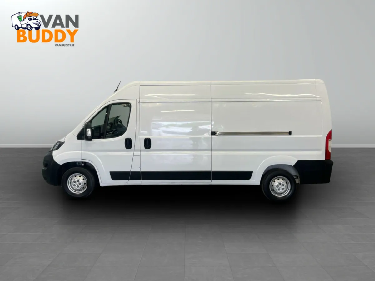 Peugeot Boxer 2.2 BlueHDi 335 Professional Premium - Image 2