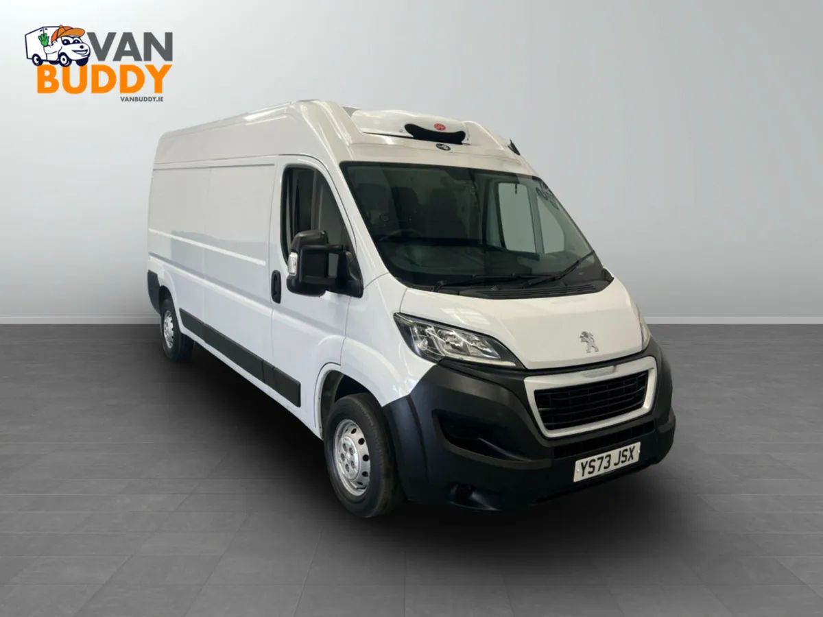 Peugeot Boxer 2.2 BlueHDi 335 Professional Premium - Image 3