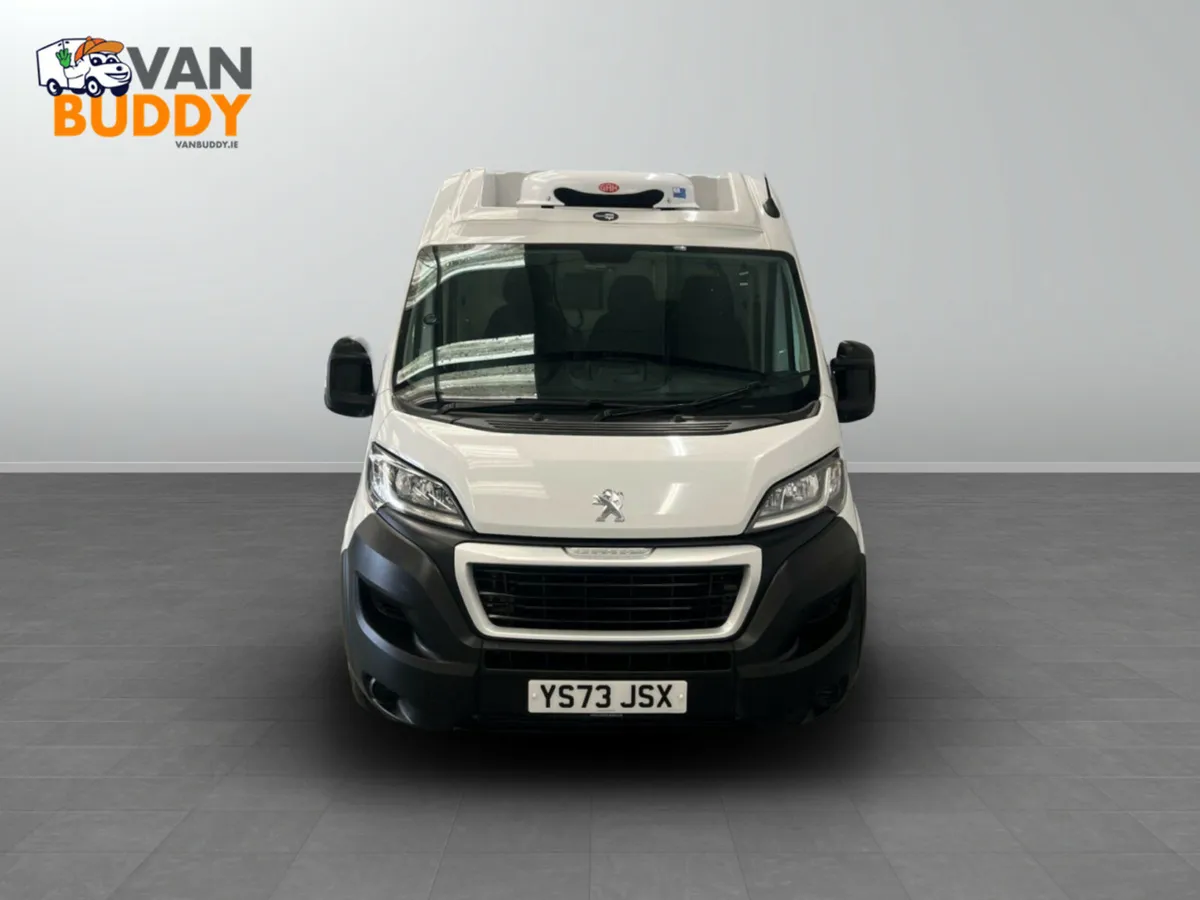 Peugeot Boxer 2.2 BlueHDi 335 Professional Premium - Image 4