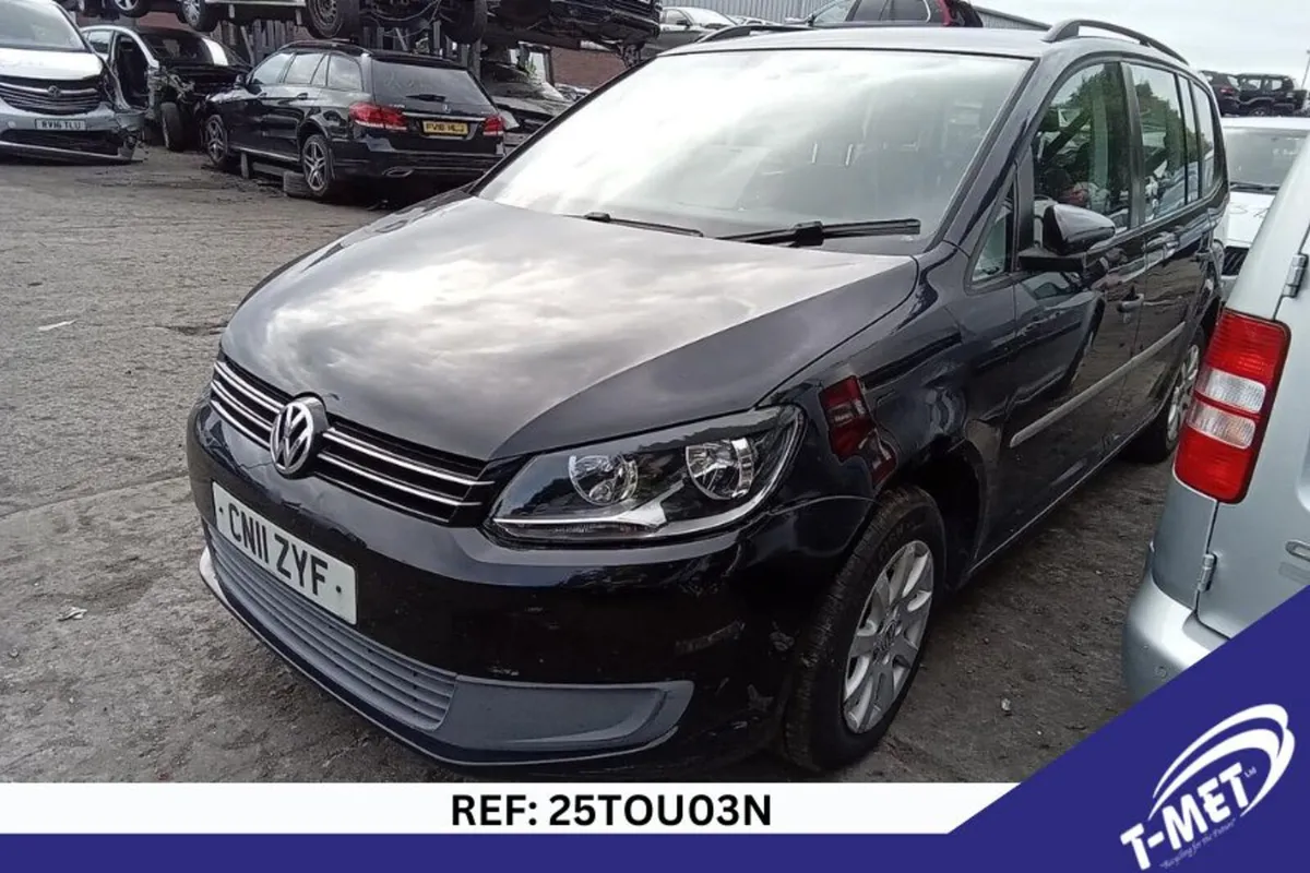 2011 VOLKSWAGEN TOURAN BREAKING FOR PARTS - Image 1