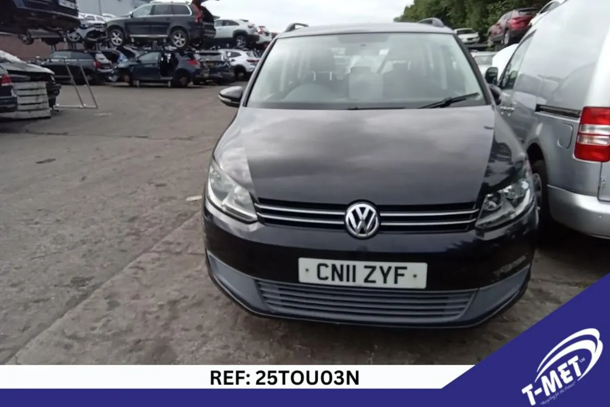 2011 VOLKSWAGEN TOURAN BREAKING FOR PARTS - Image 2
