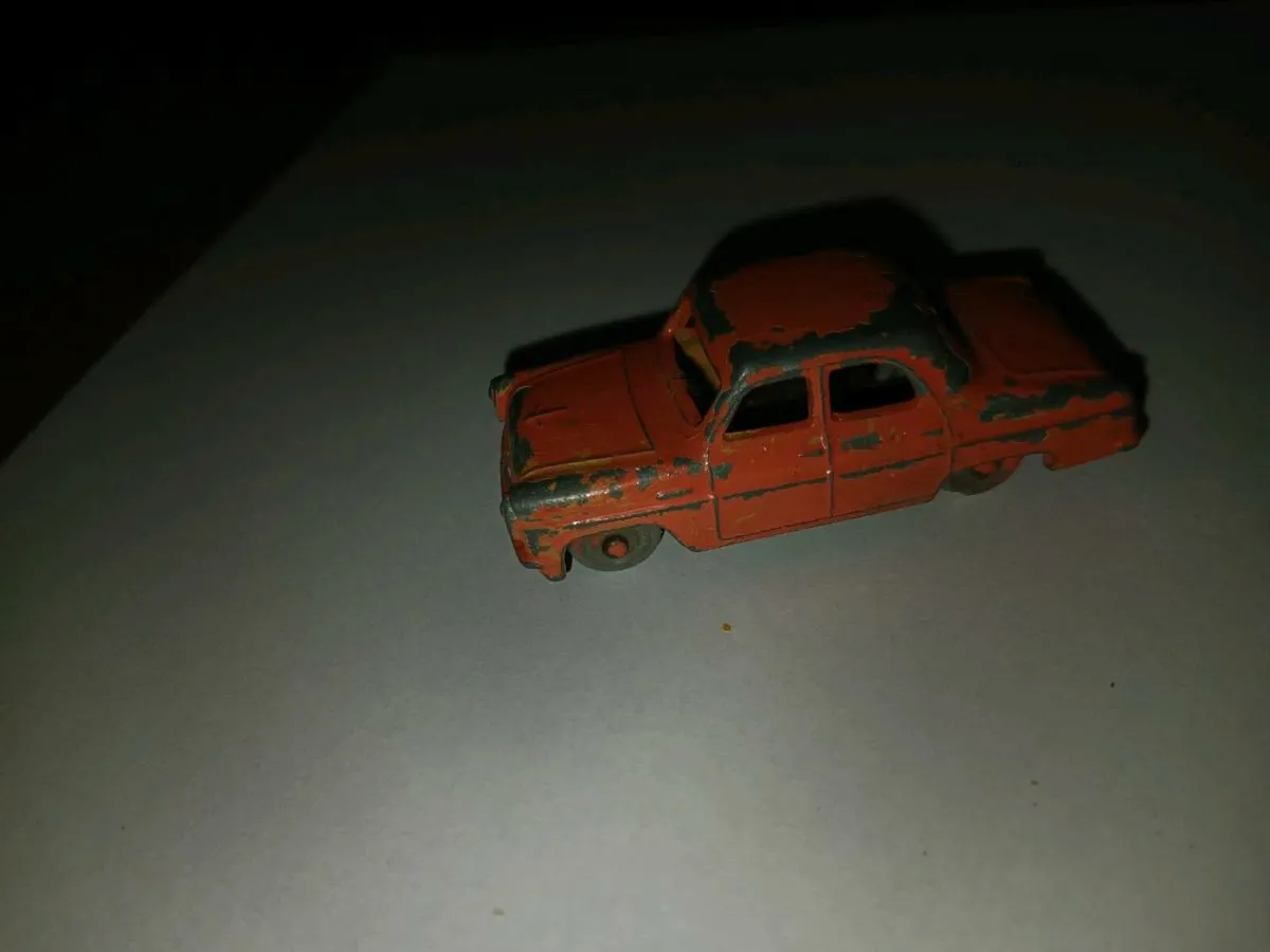 VINTAGE LESNEY  MODELS - Image 3
