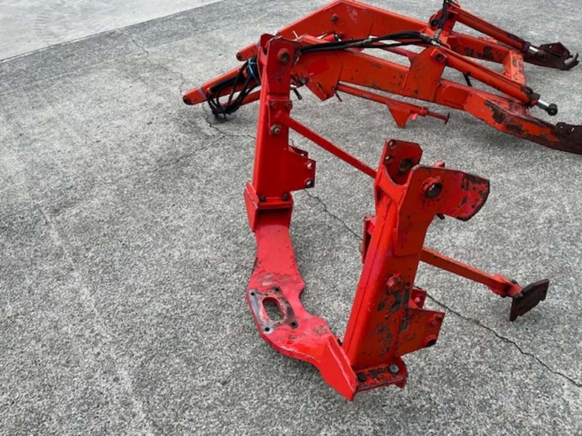 MF Power Loader - Image 3