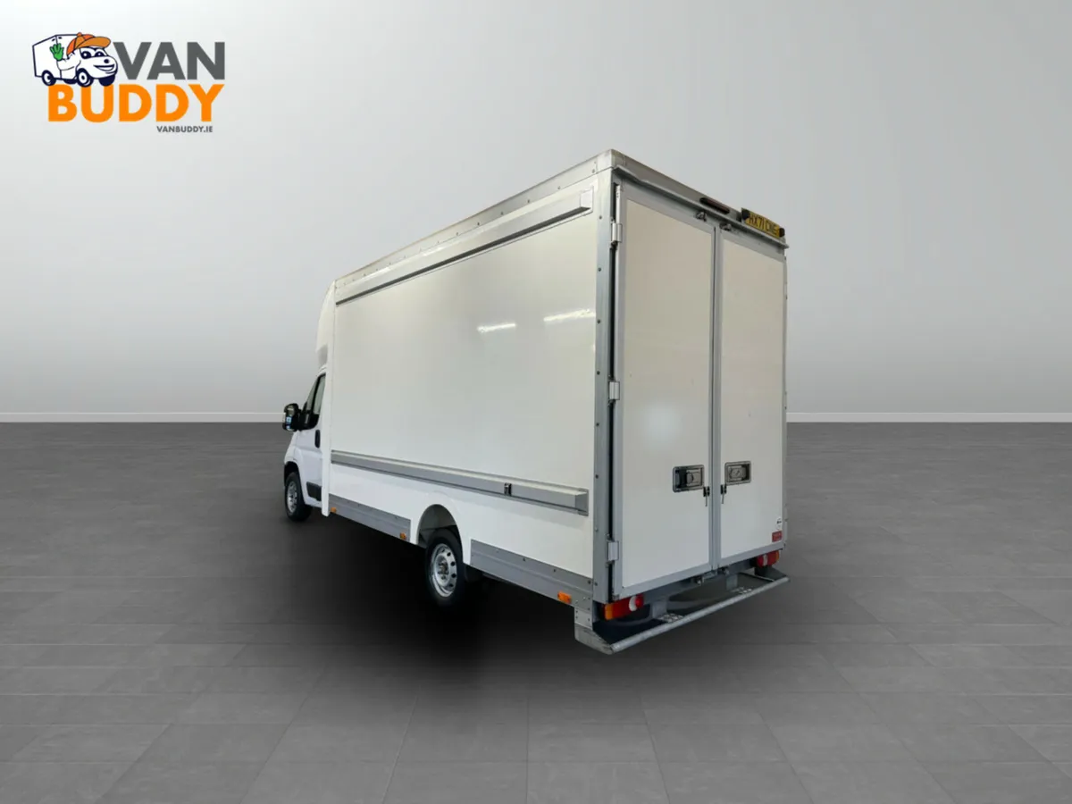 Peugeot Boxer 2.2 BlueHDi 335 Built for Business L - Image 3