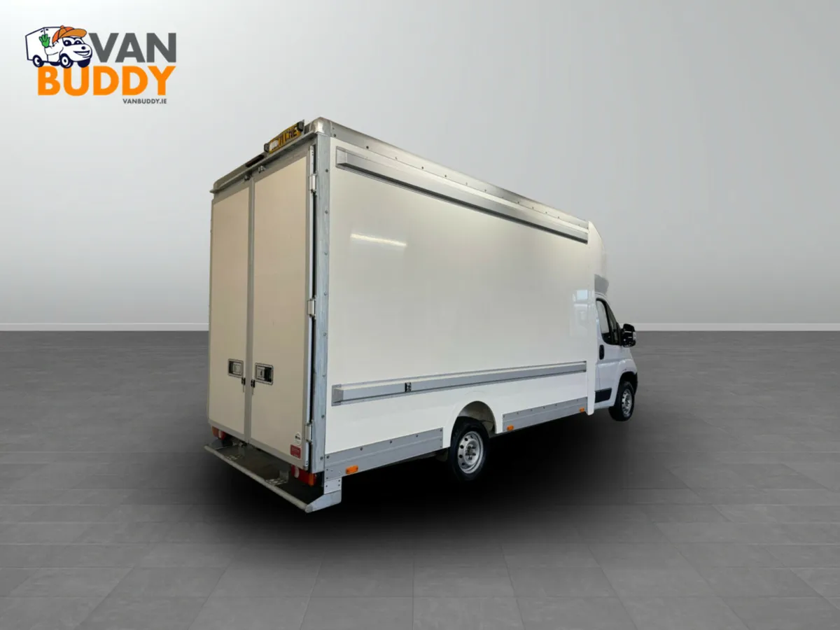 Peugeot Boxer 2.2 BlueHDi 335 Built for Business L - Image 1