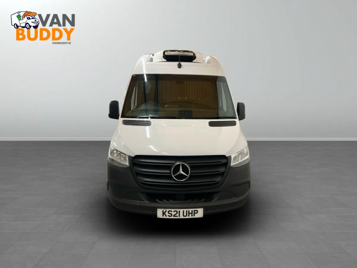 Mercedes-Benz Sprinter 2.1 314 CDI Progressive RWD - Image 4
