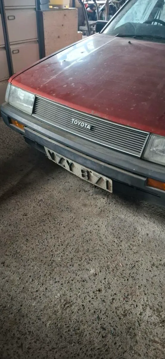Toyota corolla - Image 2
