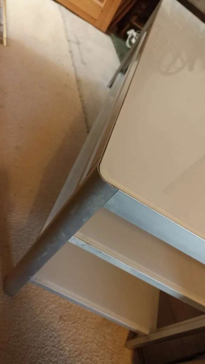 Bed Settee - Image 1