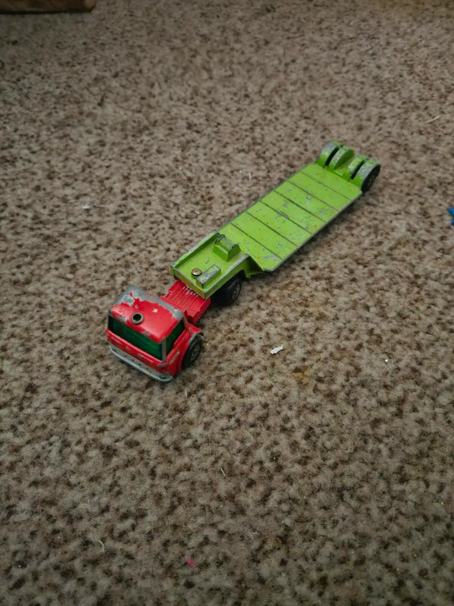 Matchbox Kingsize Ford Transporter - Image 1