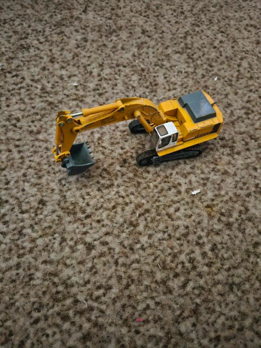 Corgi Siku Liebherr Excavator - Image 1