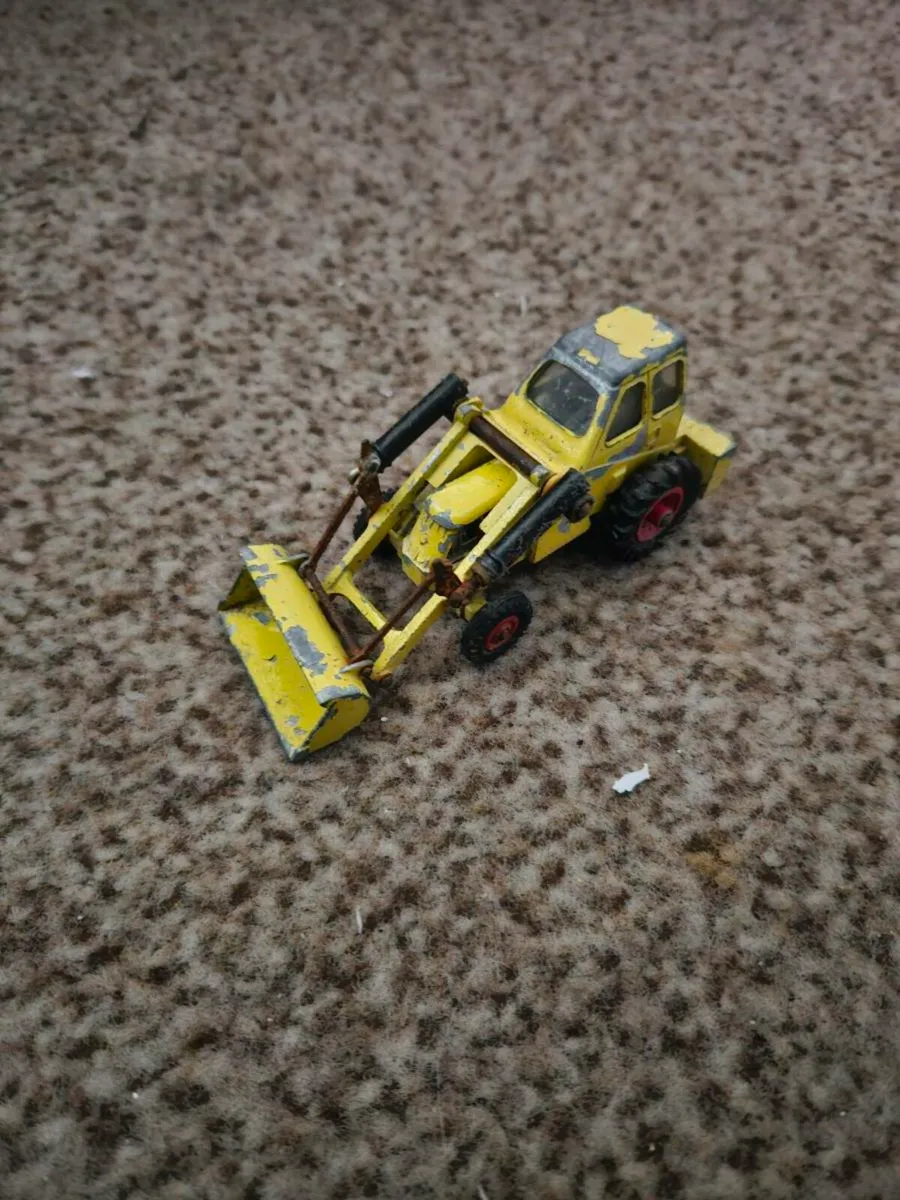 Dinky 1970's Loader - Image 2