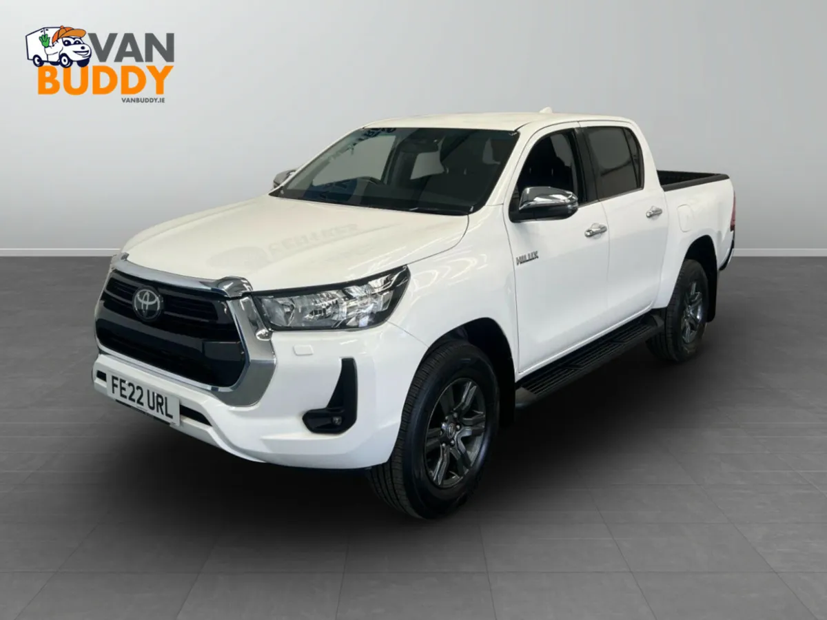 Toyota Hilux 2.4 D-4D Icon Auto 4WD Euro 6 (s/s) 4 - Image 1
