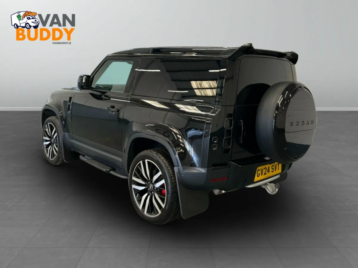 Land Rover Defender 90 3.0 D250 MHEV SE Hard Top S - Image 3