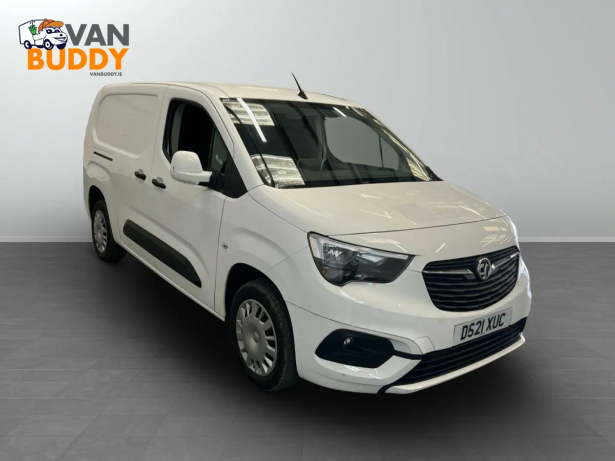 Vauxhall Combo 1.5 Turbo D 2300 Sportive L2 H1 Eur - Image 4