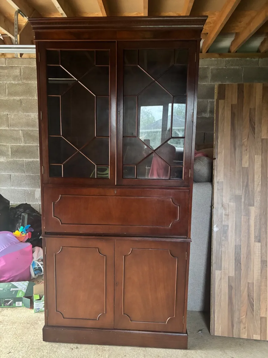 Mahogany Cabinet - Image 1