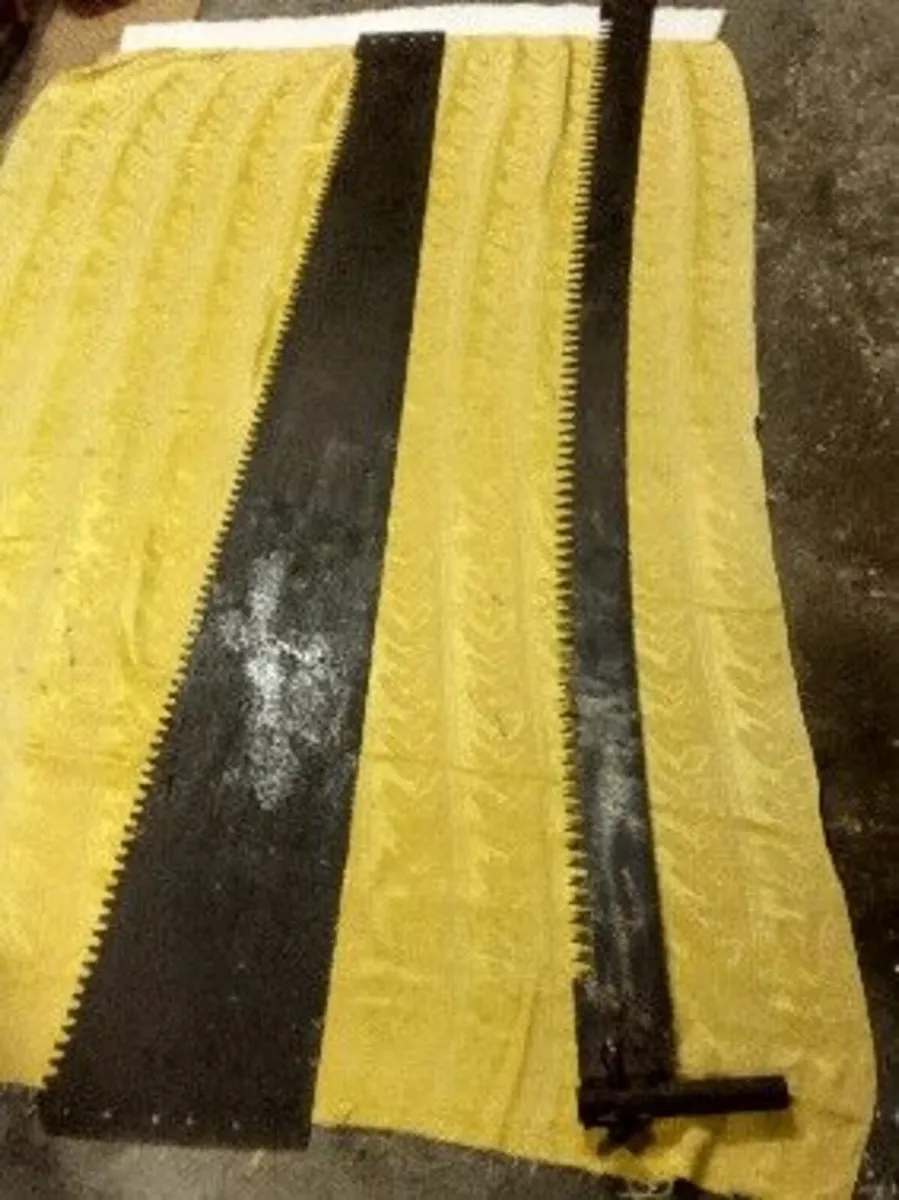 Antique Saw Blades