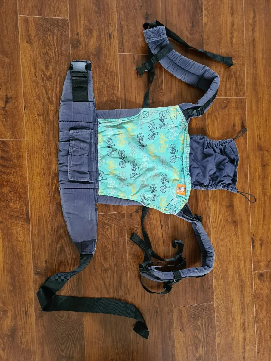 Tula Sling/Child Carrier - Image 1