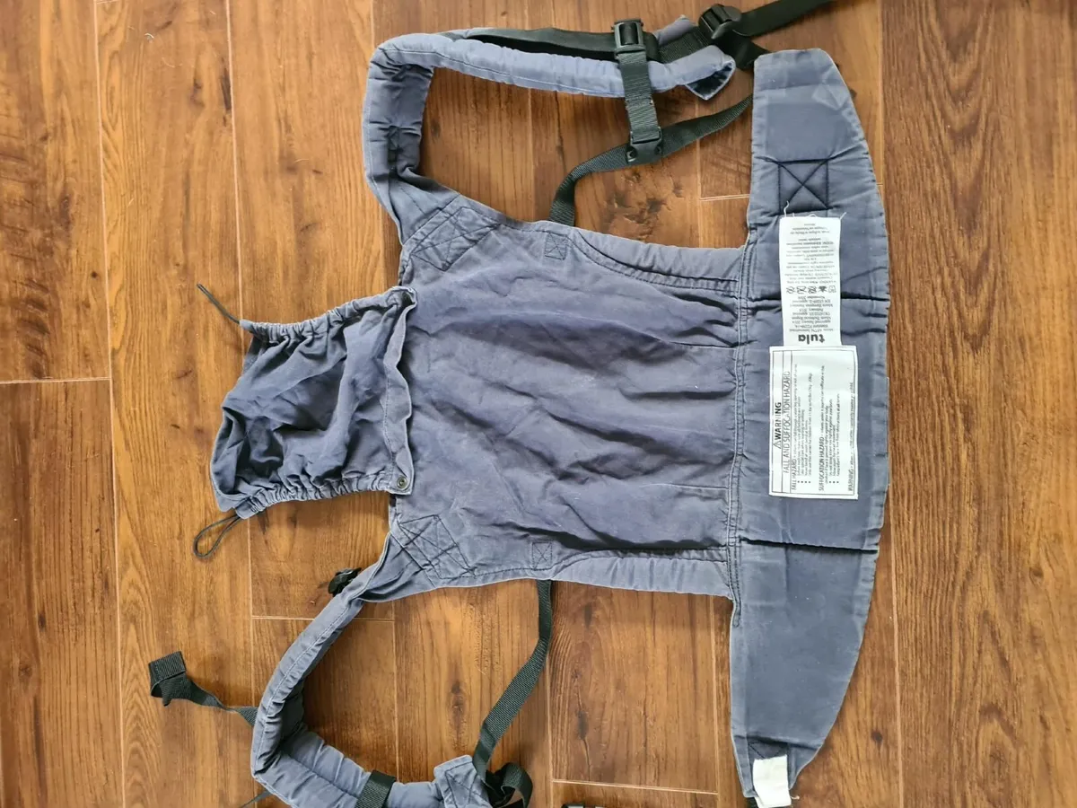 Tula Sling/Child Carrier - Image 3