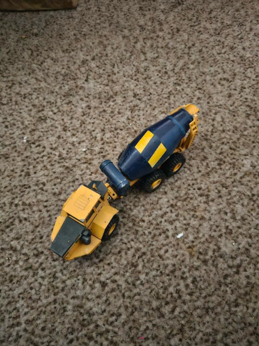 Corgi Joal Cenent Truck - Image 1