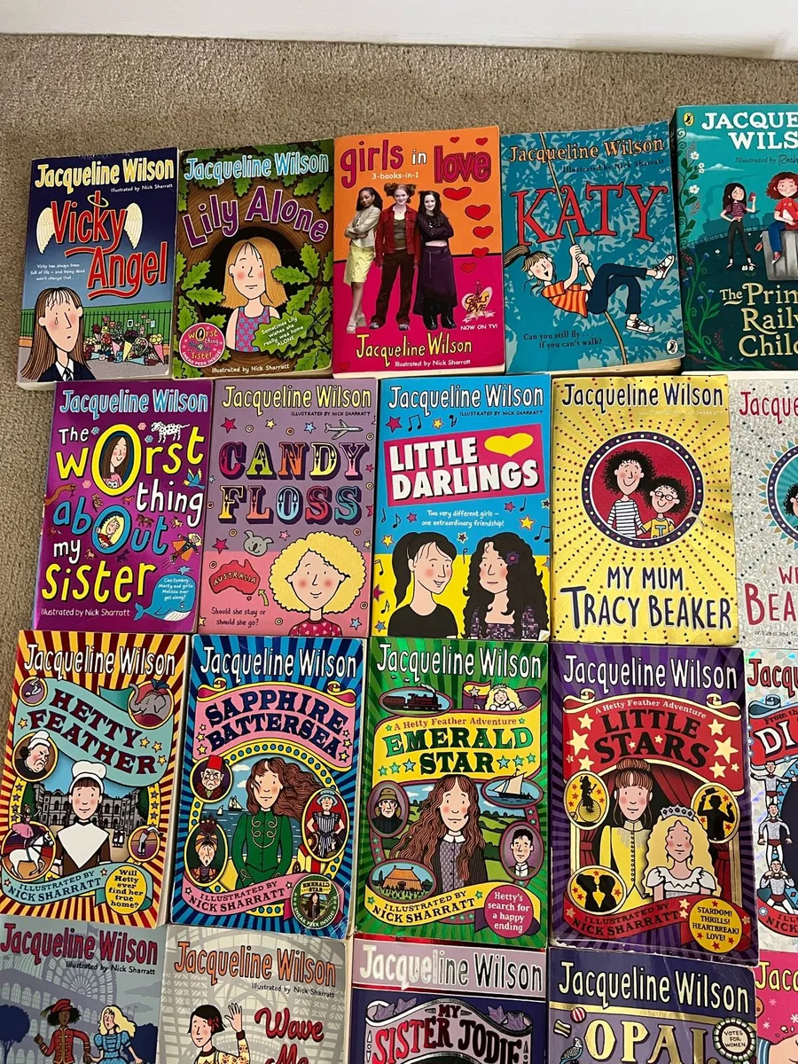 Collection of 35 Jacqueline Wilson books - Image 4