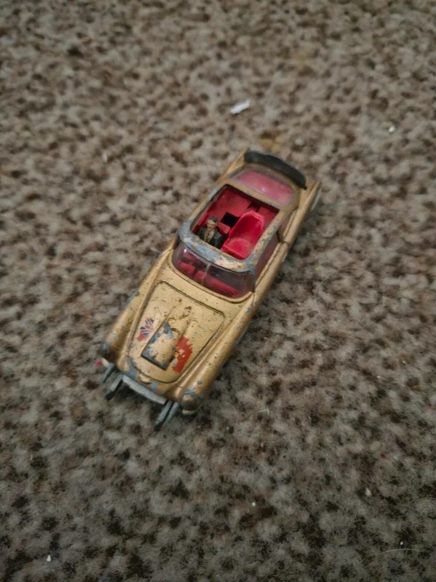 Corgi James Bond Aston Martin DB5 - Image 2