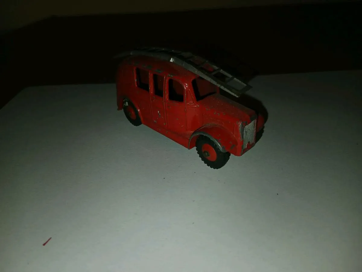 VINTAGE DINKY FIRE ENGINES  X2 - Image 2