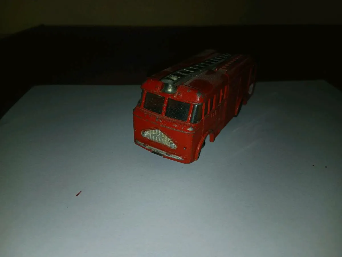VINTAGE DINKY FIRE ENGINES  X2 - Image 4