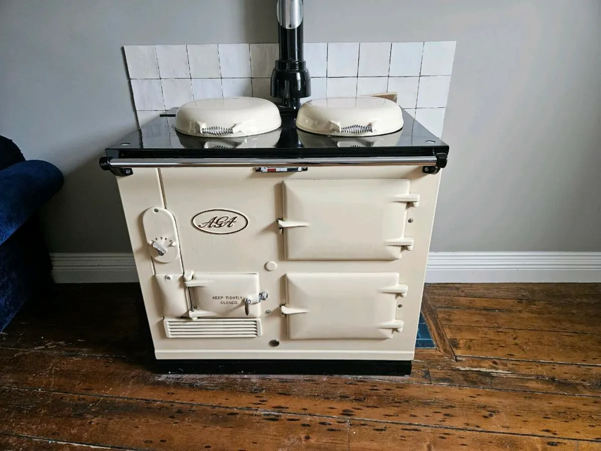 Aga cooker - Image 1