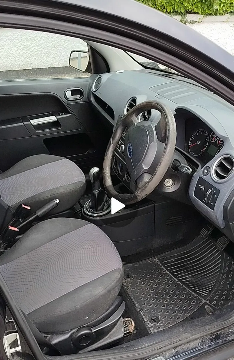 Ford Fusion 2009 - Image 4