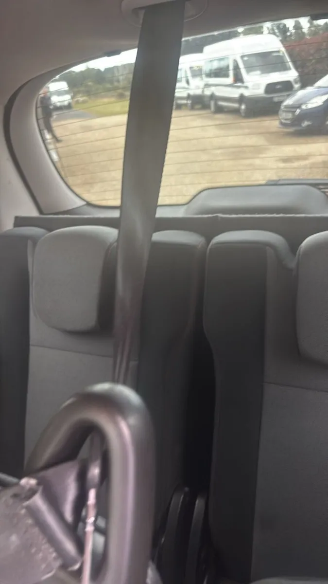 Renault Scenic - Image 3