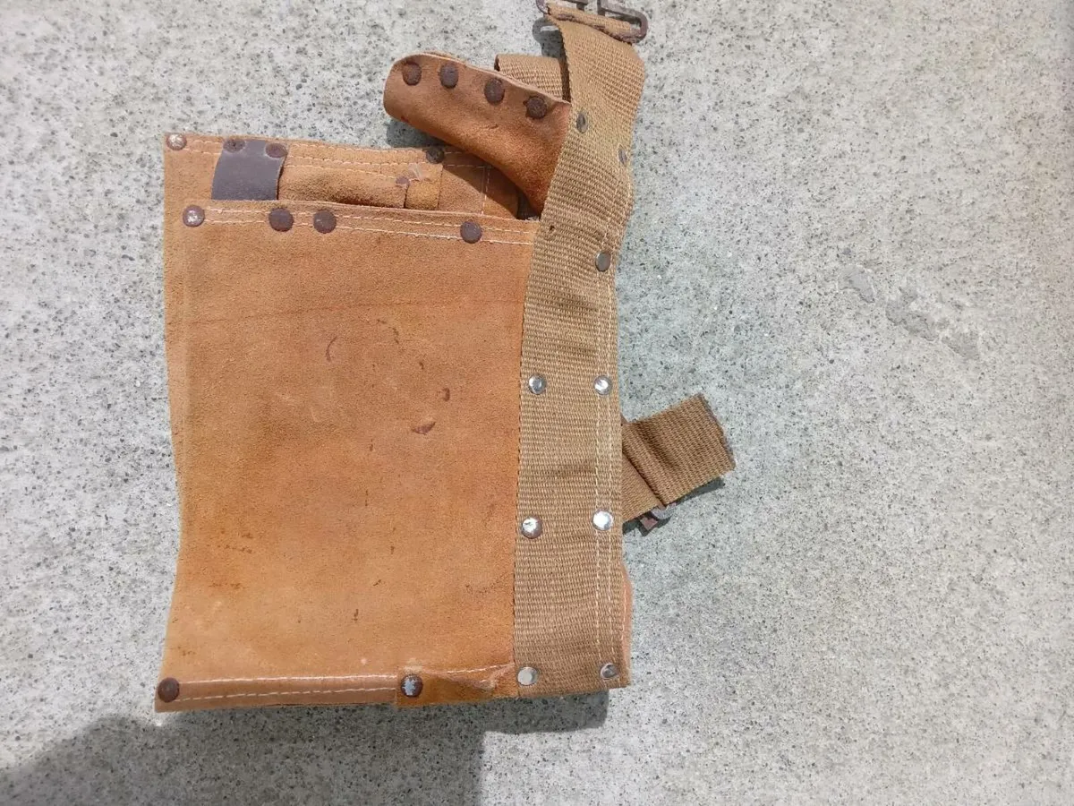 Carpenters Apron. - Image 3