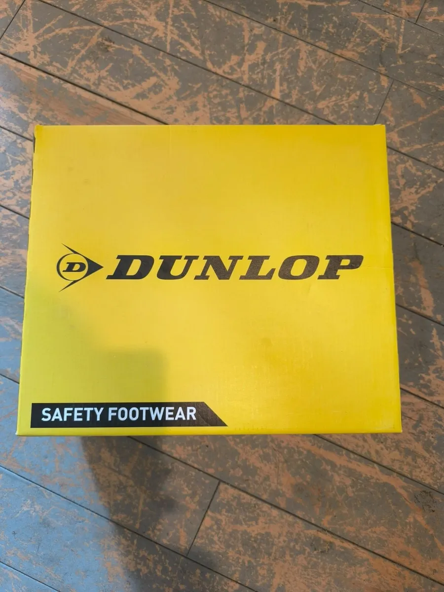 Dunlop Steel Toe Boots - Image 4