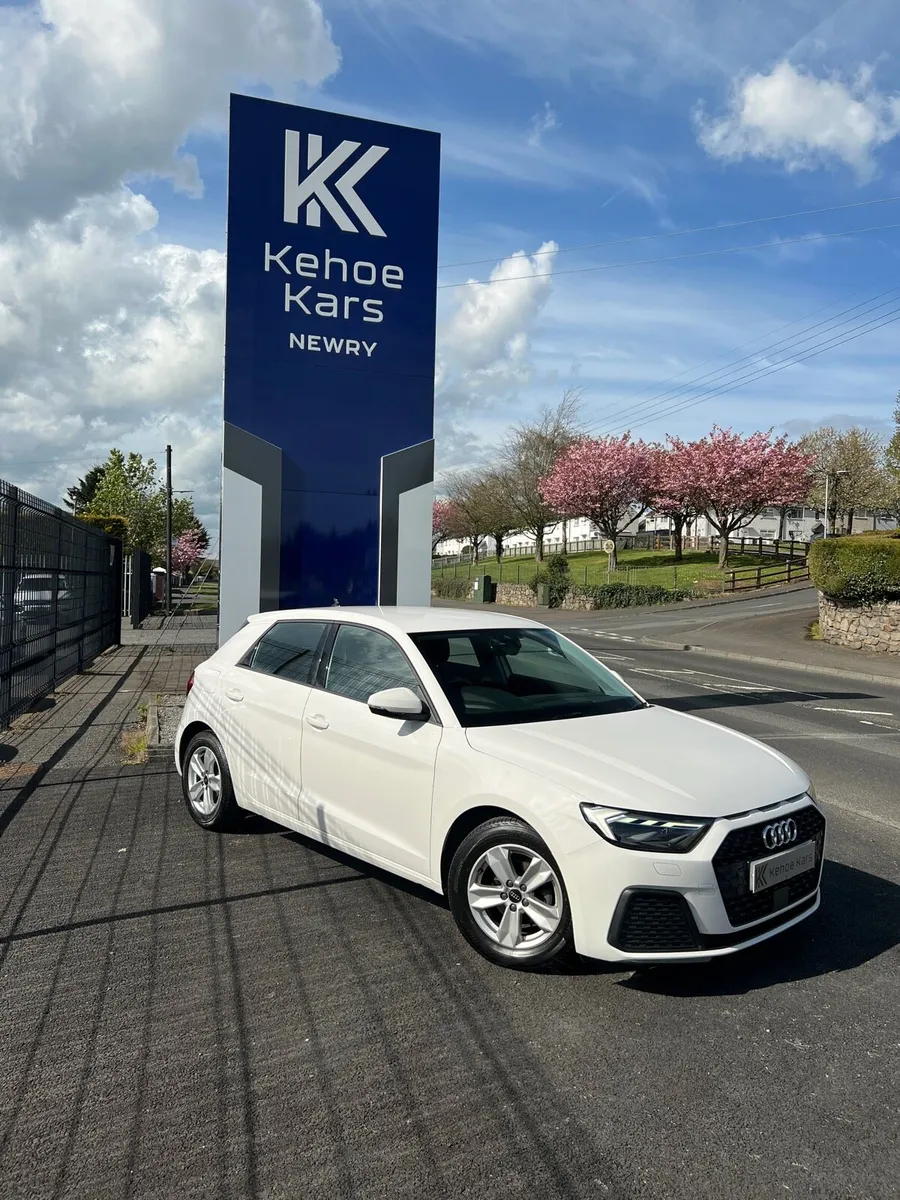 car - Image 4