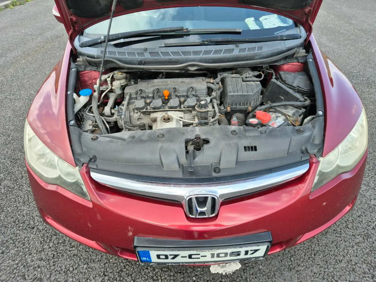 Honda Civic 1.8 ivtec 2007 - Image 4