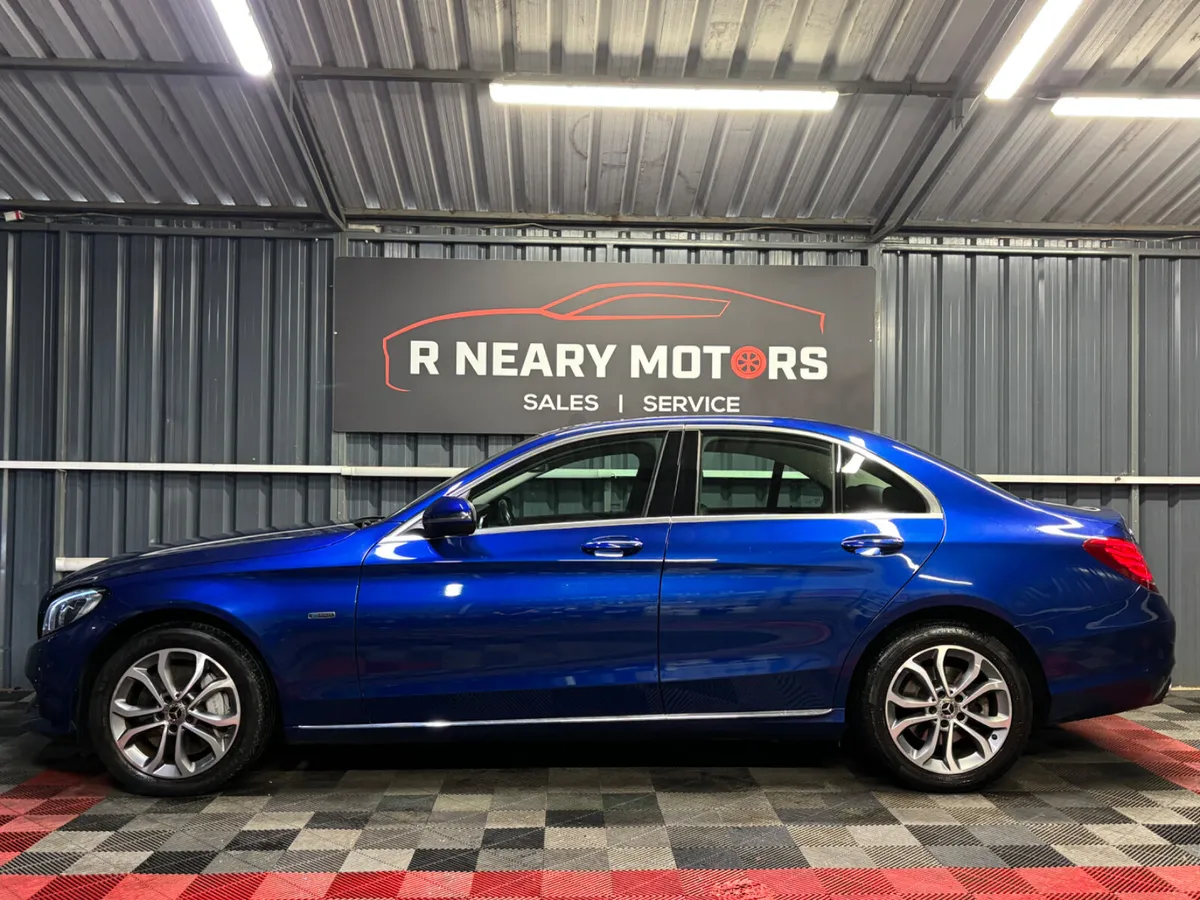 2018 182 Mercedes-Benz C-Class C 350e Avangarde - Image 3