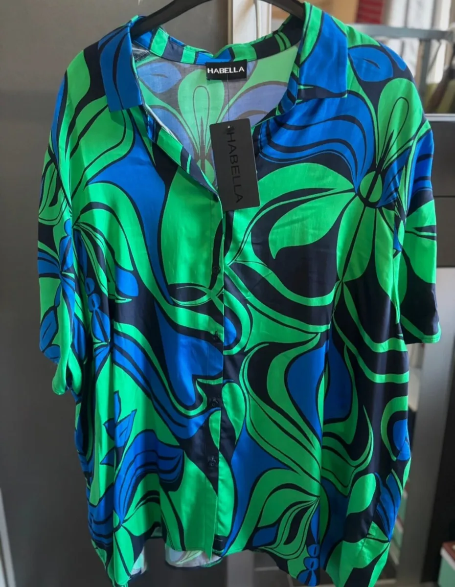 Ladies habella top sz 22/24 new with tags - Image 1