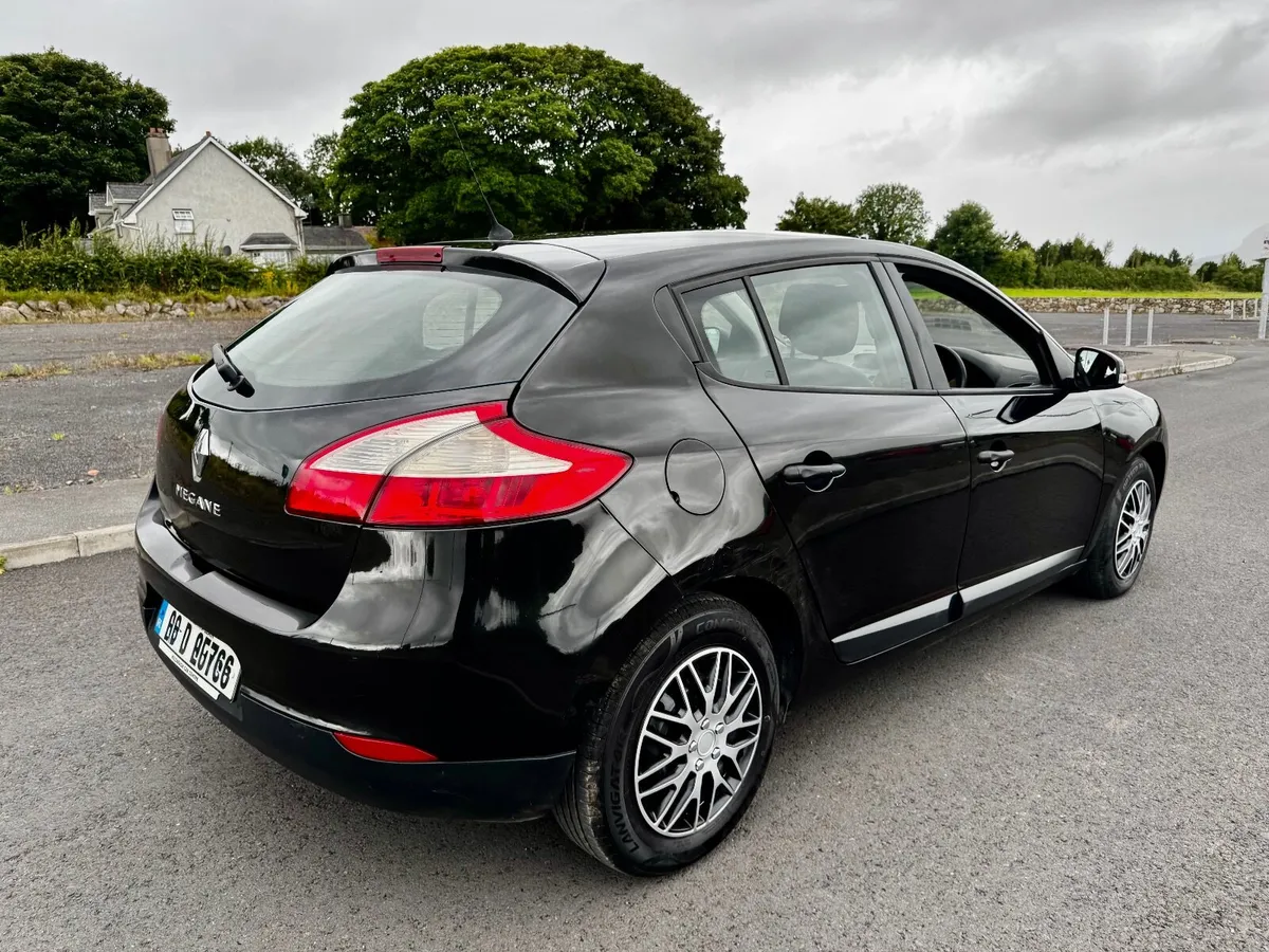 Renault Megane 1.5DCI 5 Door *NCT 04/26* - Image 3