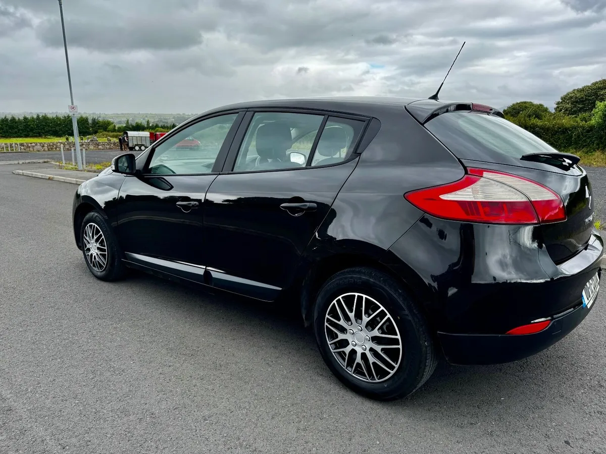Renault Megane 1.5DCI 5 Door *NCT 04/26* - Image 4