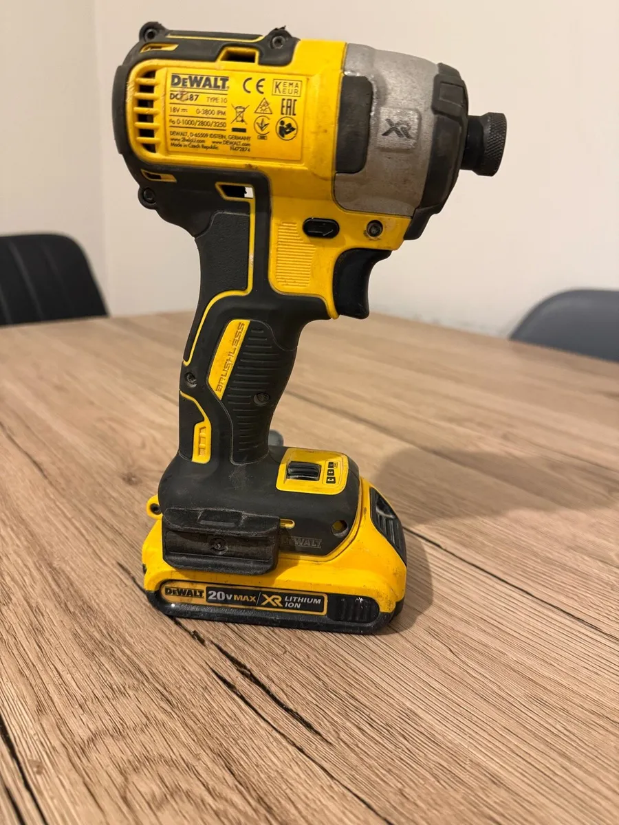 Dewalt impact drill - Image 2