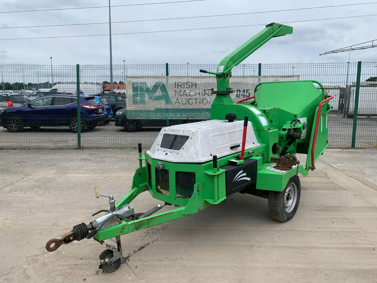 UNRESERVED GREENMECH CM220 WOOD CHIPPER FOR AUCTIO - Image 1
