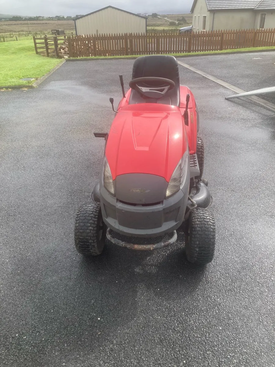 Ride on lawnmower - Image 3