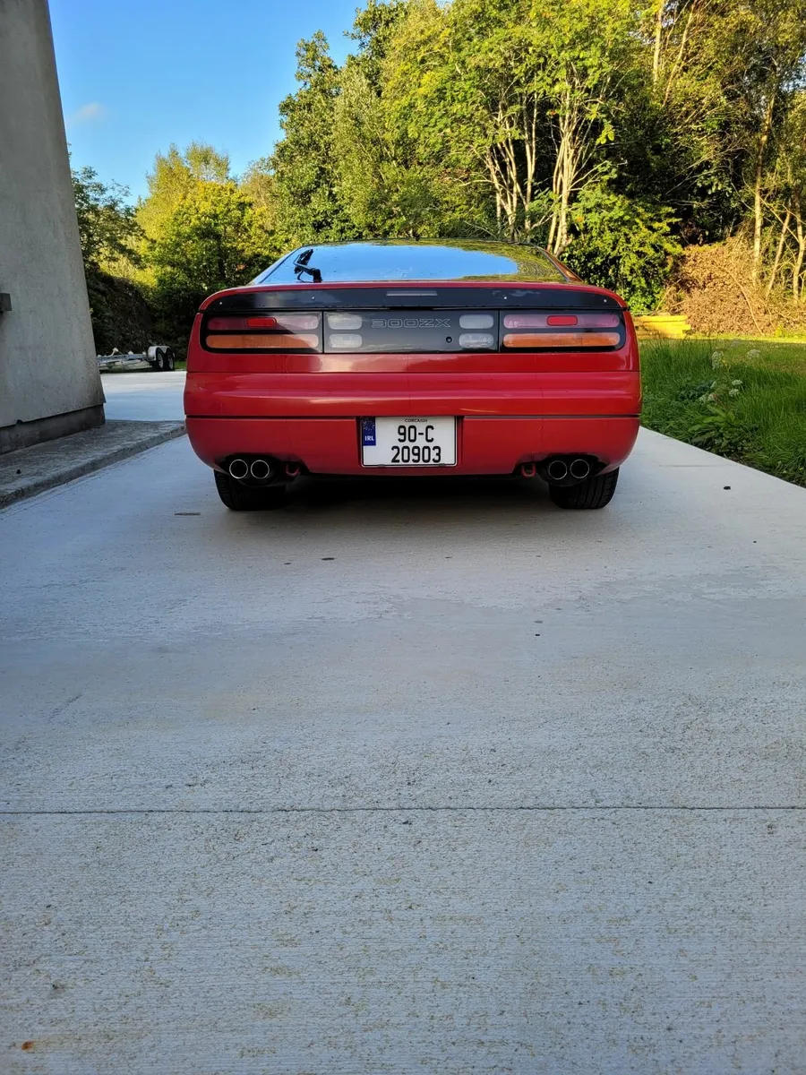 Nissan Other 1990 - Image 2