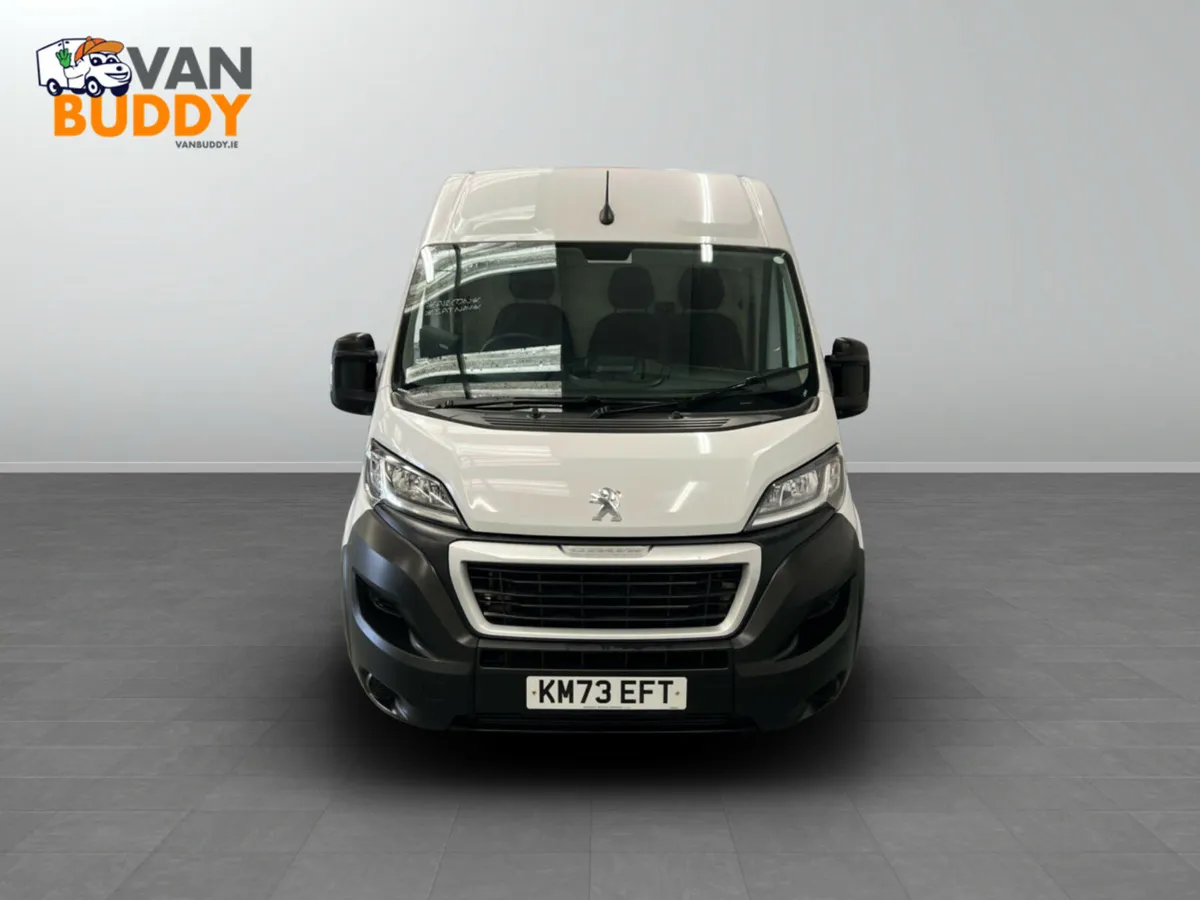 Peugeot Boxer 2.2 BlueHDi 335 Professional Premium - Image 4