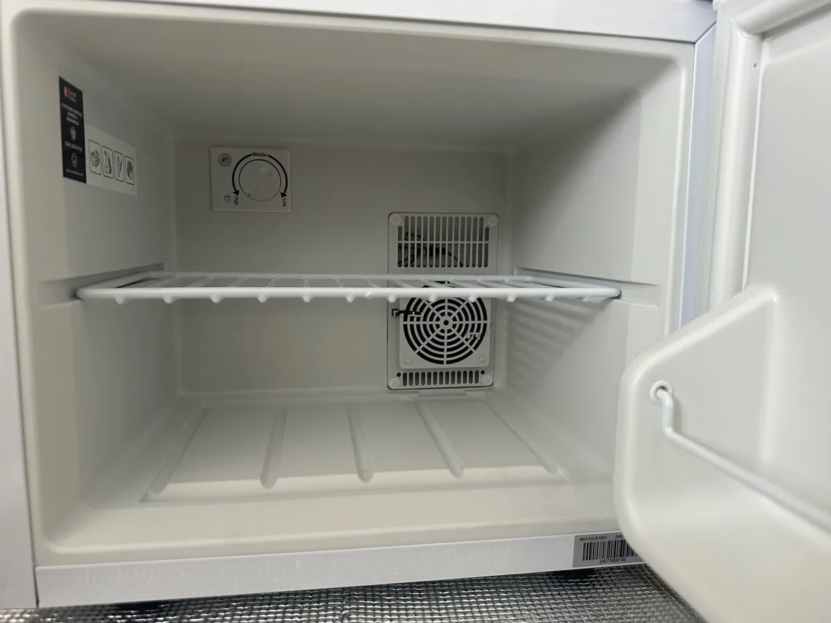 Russel Hobbs Table Top Cooler - Image 3