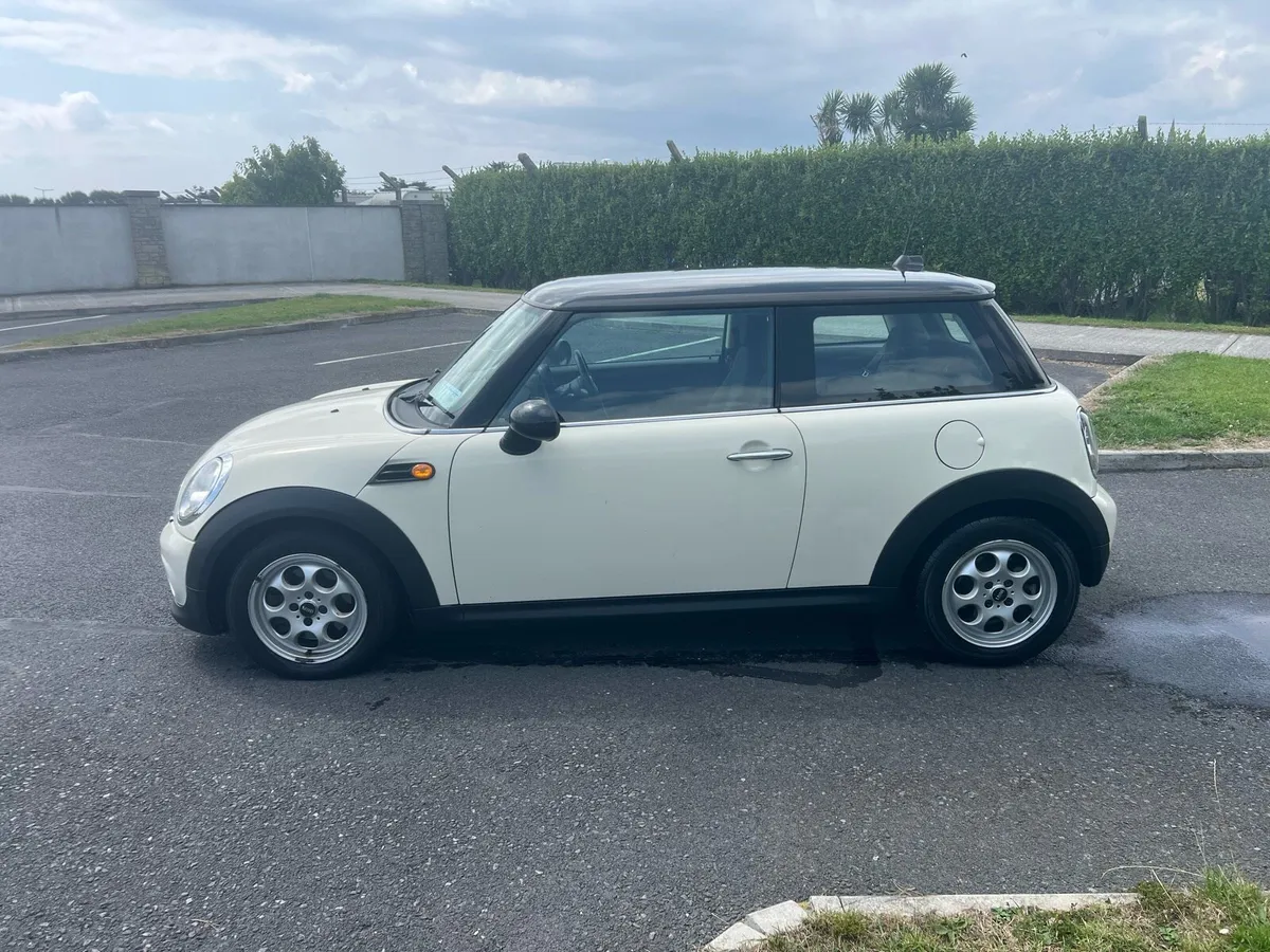 Mini Cooper 1.6 Auto New NCT - Image 4