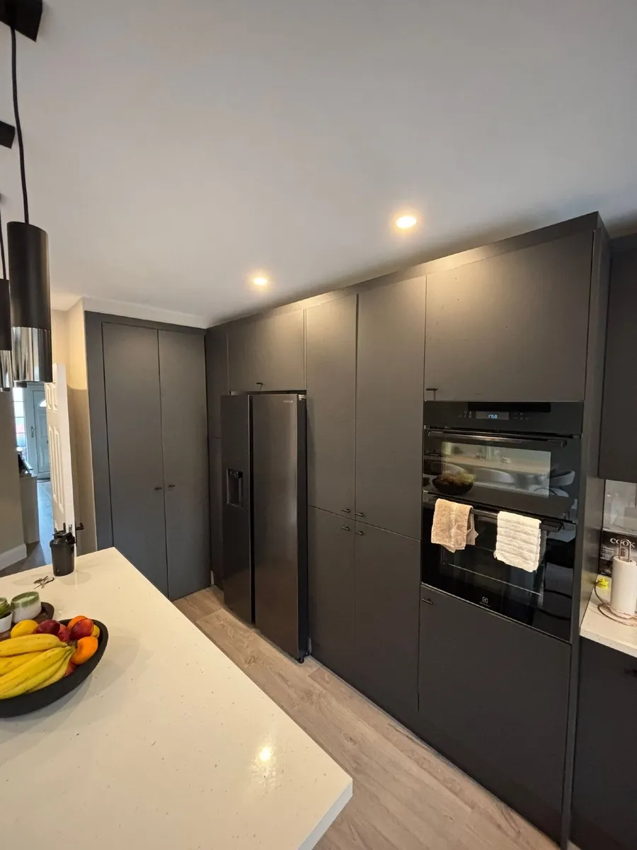 Kitchen cabinets - Image 1