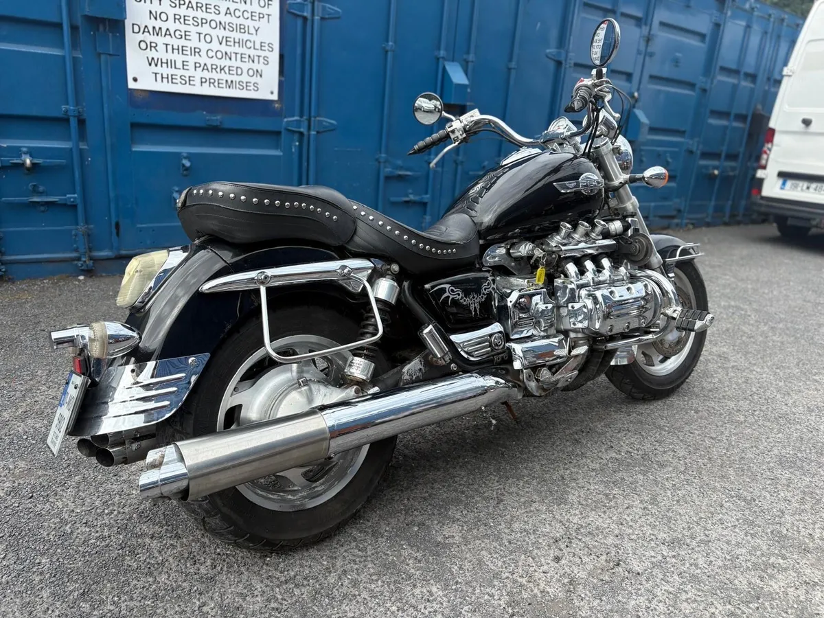 Honda Valkarie 1500! - Image 3