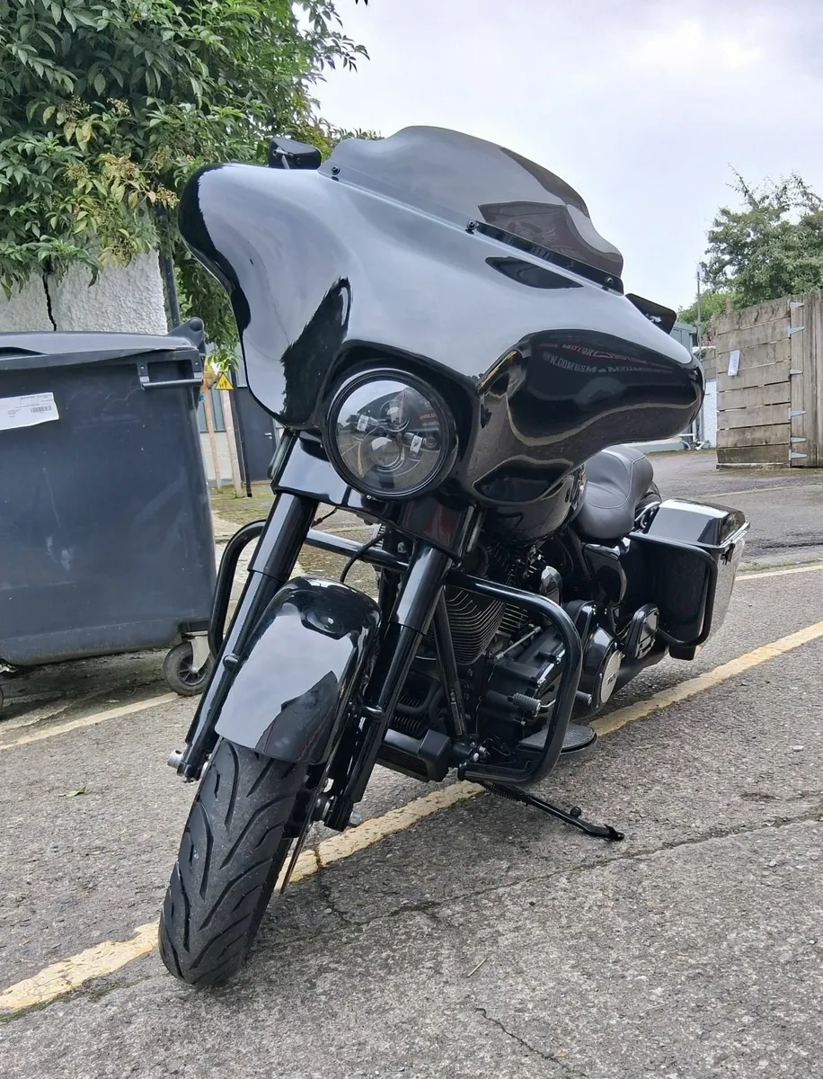 HARLEY DAVIDSON Other 2011 - Image 2